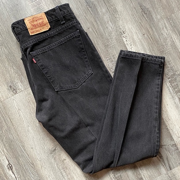 Vintage Black Levi Jeans - Picture 4 of 7